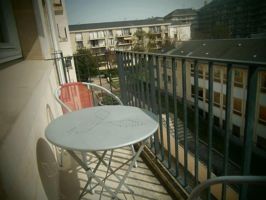 Vue Sur La Basilique 'St 'Remi Appartement Reims Buitenkant foto